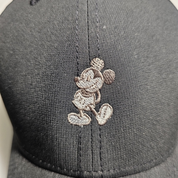 Nike x Disney Black & Grey Mickey Mouse Legacy91 Dri-Fit Baseball Hat - Picture 2 of 15